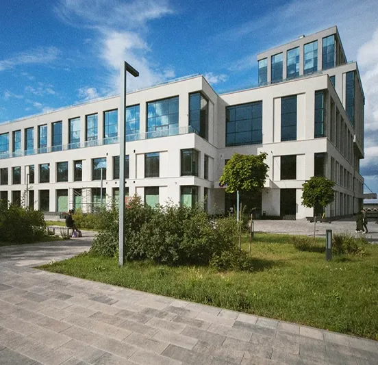 Современные спорт-площадки